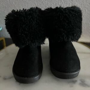 Children’s Girls Boots Black Faux Fur Sz 7 EUC